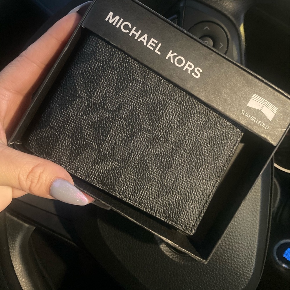 New Michael Kors wallet for men